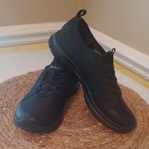 1 Pair Women's Skechers, Air-Cooled, Memory Foam, Slip Ons, Black, Sz 7.5